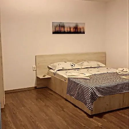 Vila Eduard * Tuzla